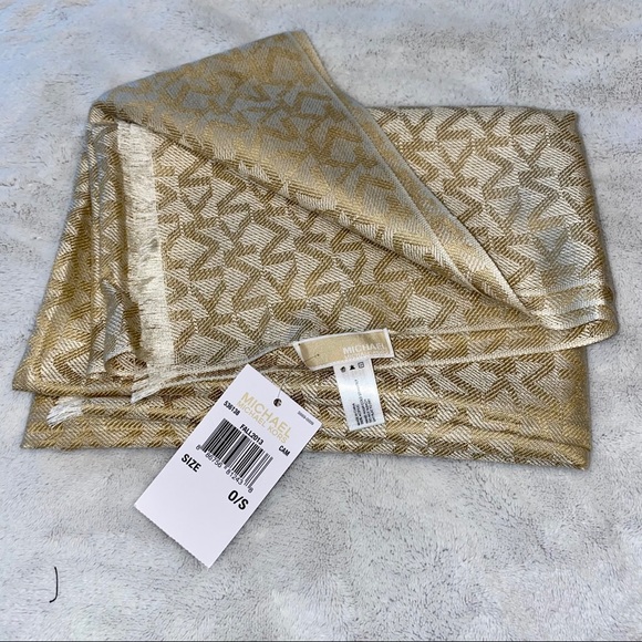‼️NWT‼️MICHAEL Michael Kors cream/tan fringe scarf - Picture 3 of 4